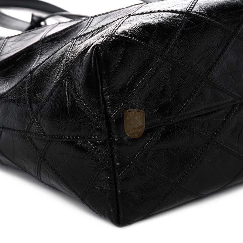 YSL EAST WEST SHOPPING TOTE QUILTED CRINKLED GLOSSED-LEATHER 394195939309 (38*28*13cm)